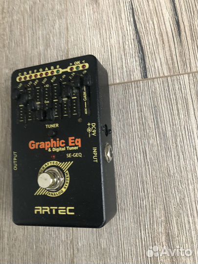 Гитарная педаль Artec graphic eq эквалайзер