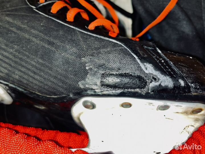 Хоккейные коньки bauer