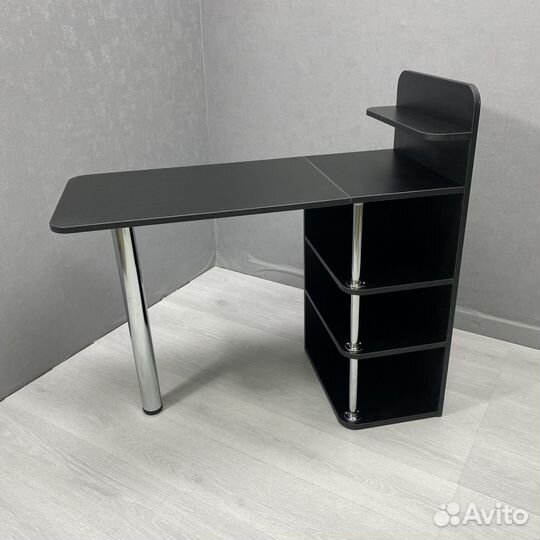 Стол для маникюра складной в наличии