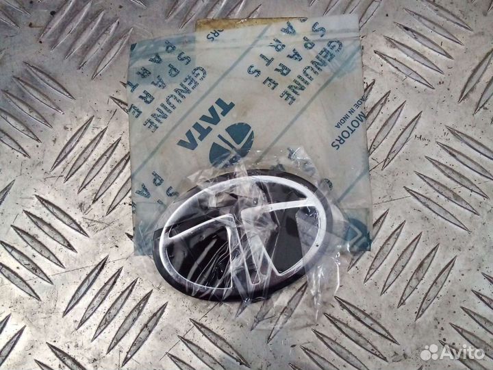 Эмблема руля тата