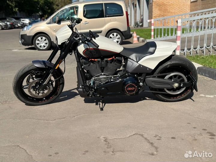 Harley-Davidson Softail fxdrs 114