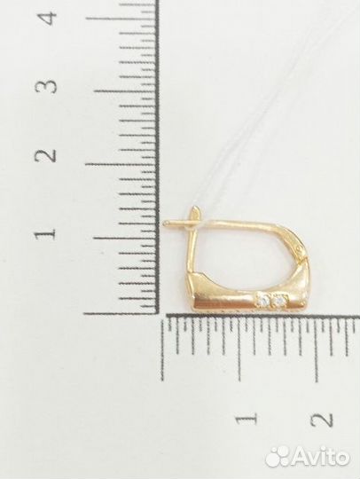 Серьги с синтетическим камнем Золото