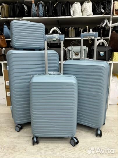 Чемодан на колесах