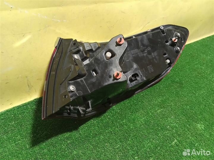 Фонарь задний наружный левый merсedes benz GLE Co