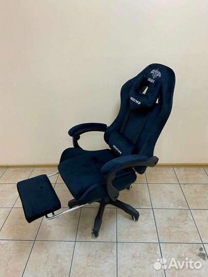 Игровое кресло велюр с подставкой для ног