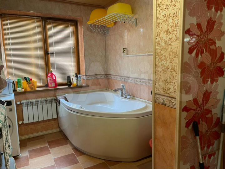 3-к. квартира, 76 м², 2/5 эт.