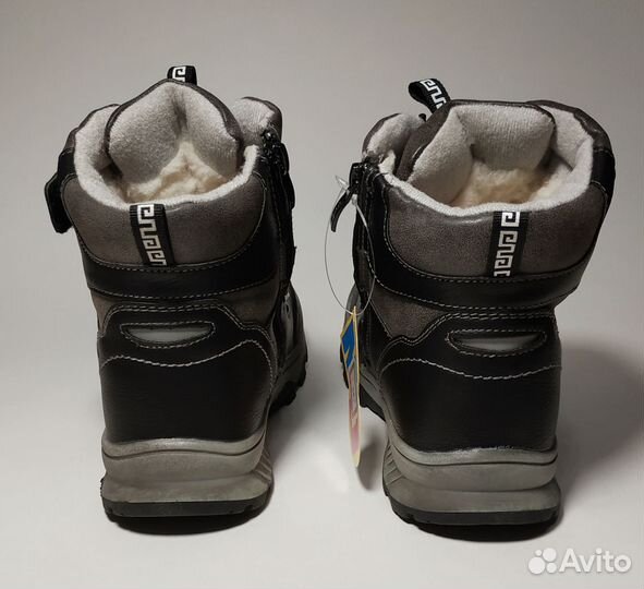 Новые зимние детские ботинки 35-36 размера