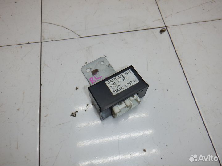 Блок электронный Mazda MPV