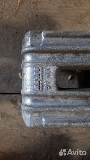 Суппорта задние jetta 6