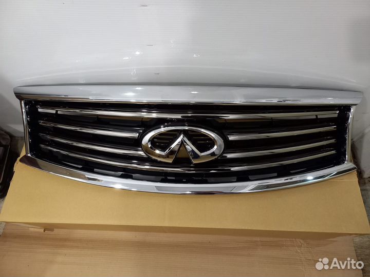 Решетка радиатора Infiniti Fx35 Fx37 Fx50 Qx70