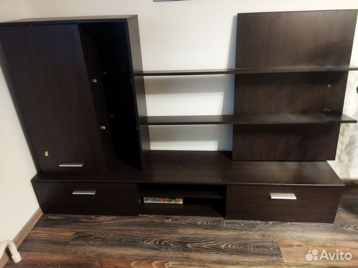 Тумба под телевизор