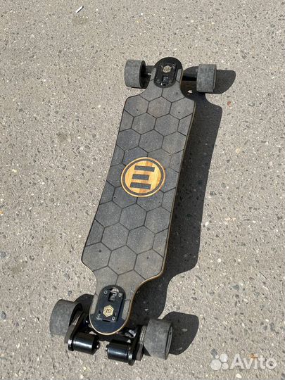 Электроскейт Evolve Bamboo GTX Street