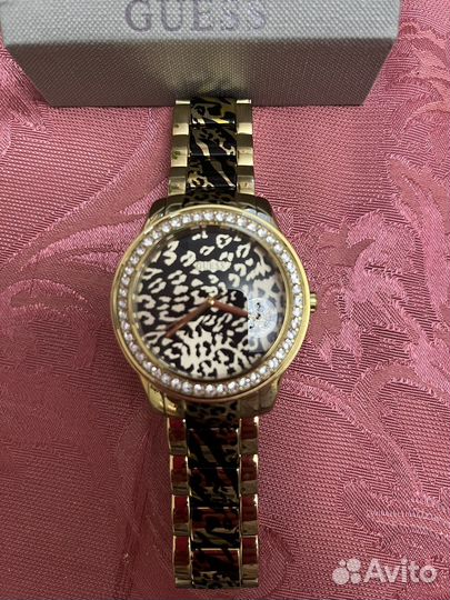 Часы наручные женские guess