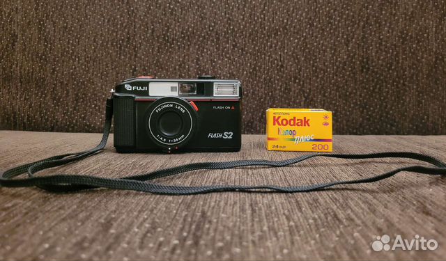 Плёночный фотоаппарат Fuji Flash S2