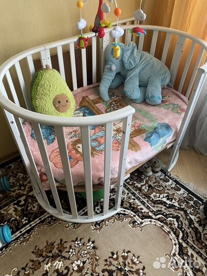 Детская кроватка