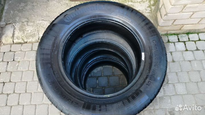 Continental ComfortContact - 5 215/60 R16