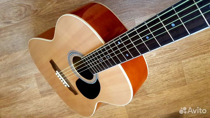 Гитара акустическая новая