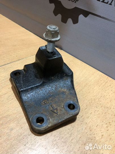 Кронштейн АКПП Ford Fusion