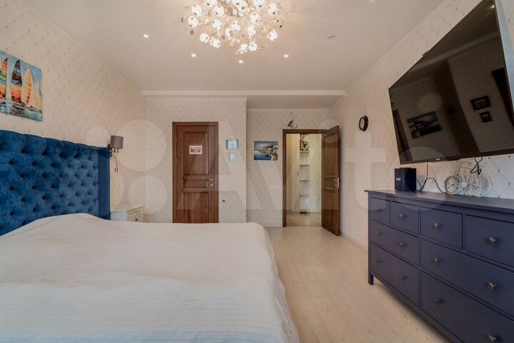 3-к. квартира, 126,1 м², 3/10 эт.