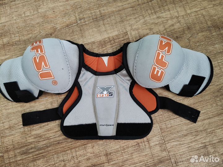 Нагрудник хоккейный