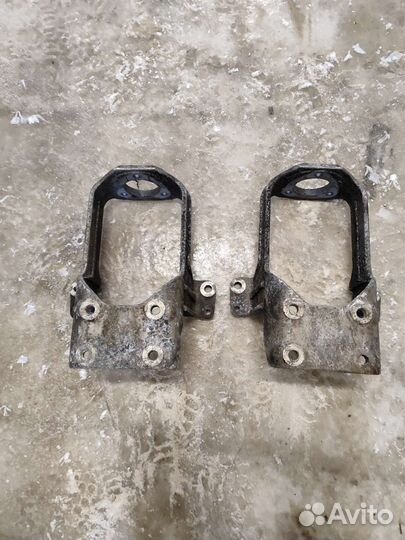 Кронштейн кабины Скания