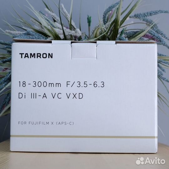 Объектив Tamron 18-300mm F3.5-6.3 Di III-A VC VXD