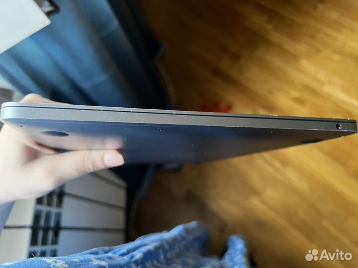 Macbook pro (13-inch2019Two Thunderbolrt 3 ports)