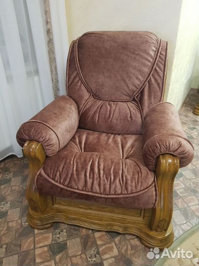 Перетяжка диванов, кресел, кроватей, стульев