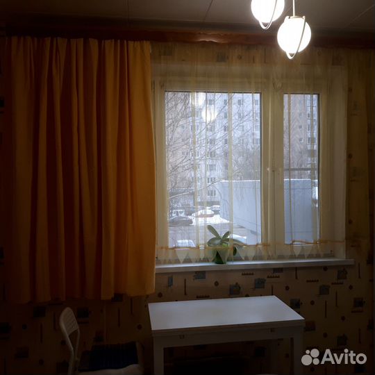 Тюль и шторы для кухни окно 152*145 дверь 70*200