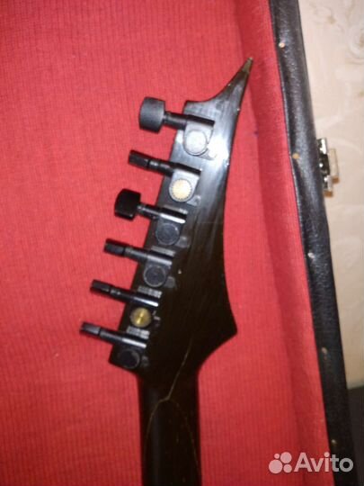 Электрогитара ibanez мастеровая с кейсом