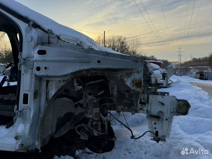 Четверть передняя правая Renault Logan 2