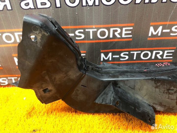 Воздуховод тормозов левый Bmw X5 E53 M54B30 2006