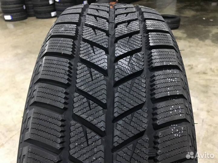 Dynamo Snow-H MWH01 215/55 R17 94H