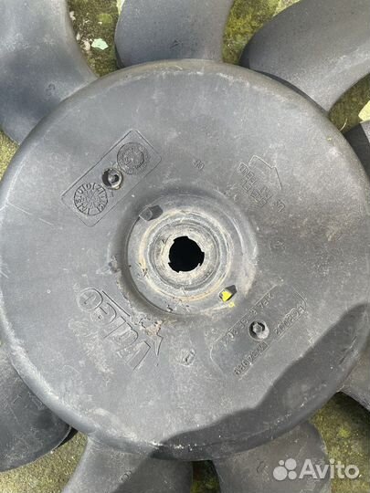 Крыльчатка вентилятора охлаждения audi Q3