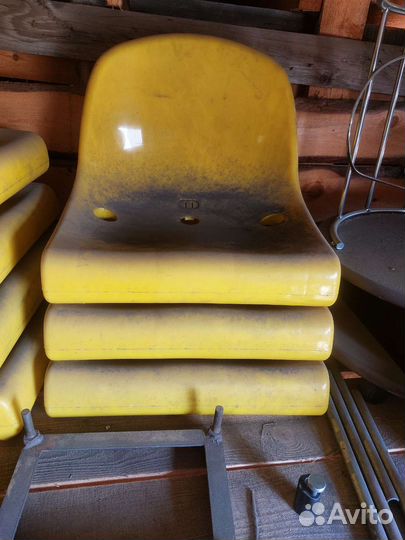 Сидушки пластиковые