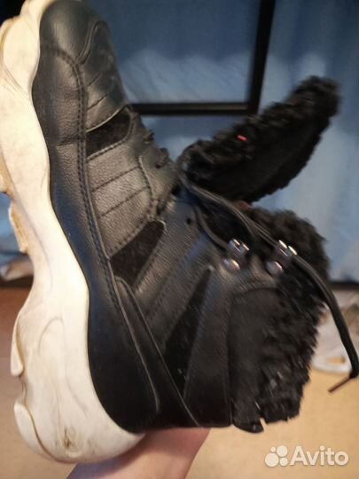 Кроссовки зимние женские 39