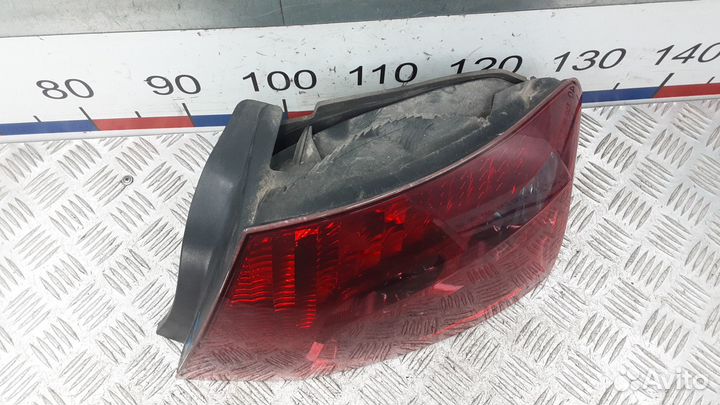 Фонарь Peugeot 407 (2004-2010)