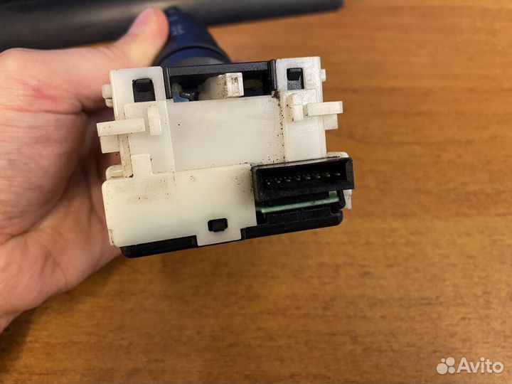 Teana J 31 RHD Переключатель света под auto б.у