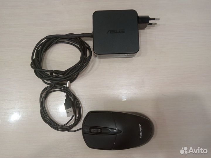 Ноутбук Asus F552C