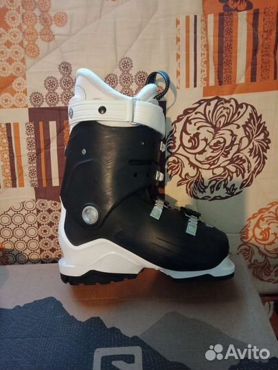 Горнолыжные ботинки Salomon женские размер 36