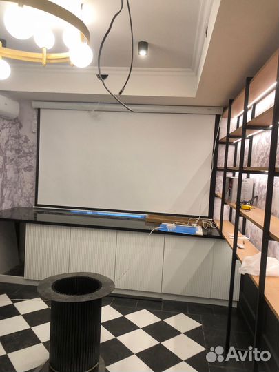 Монтаж звукового и светового оборудования