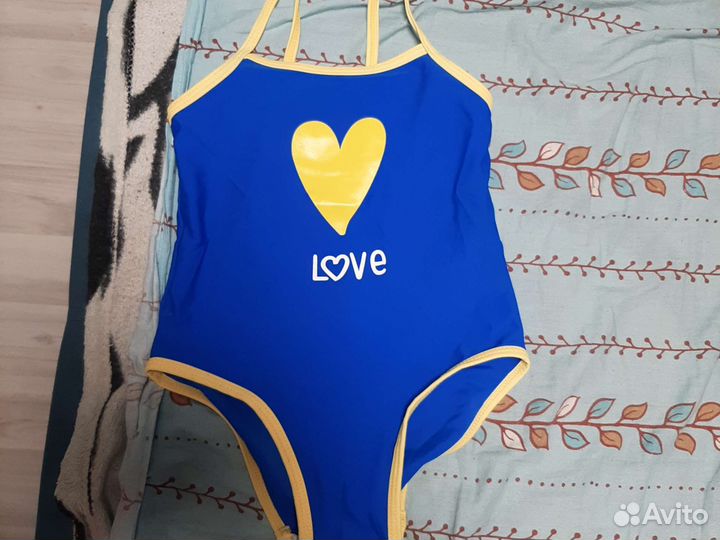 Купальник для девочки новый 110