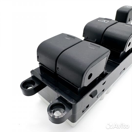 Блок управления стеклоподъемниками Nissan