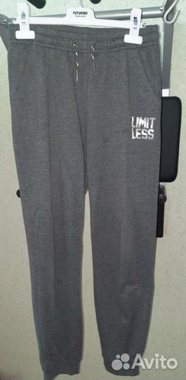 Спортивный костюм для мальчика на рост 152