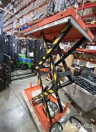 Подъемный стол YLF1008 2000x1700 1000 кг