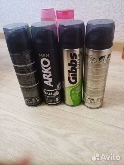 Гель для душа,пена для бритья