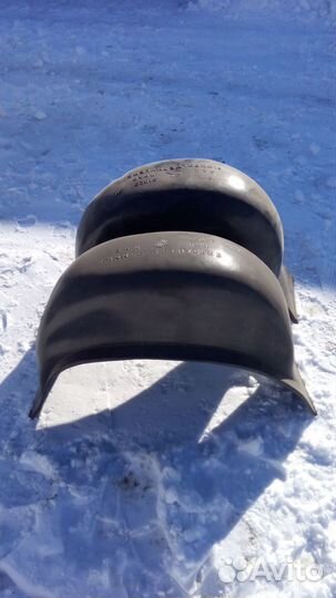 Подкрылки задние Волга