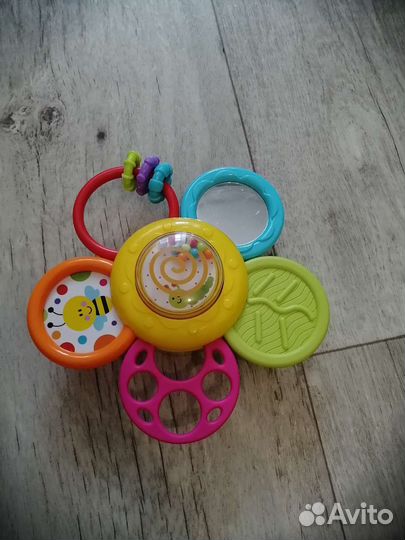 Игрушки для малышей