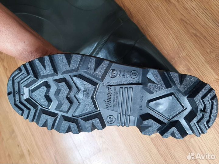 Резиновые (пвх) сапоги 85 см., р-р 42 (новые)