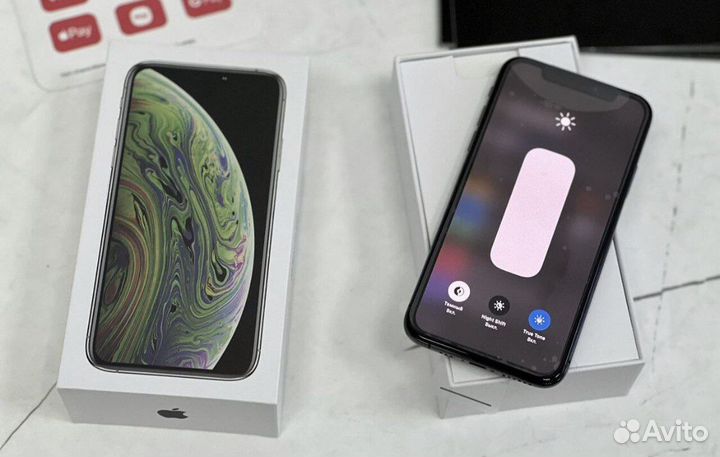 iPhone Xs, 256 ГБ